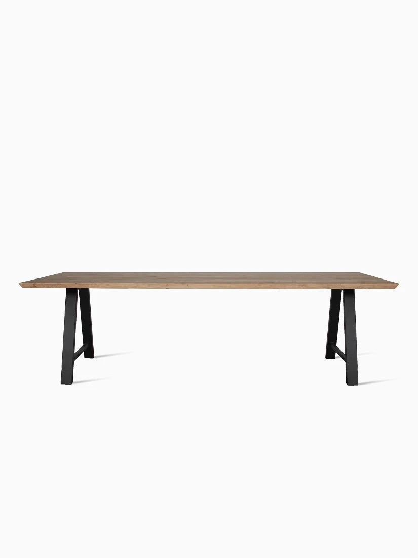 Vincent Sheppard Albert dining table