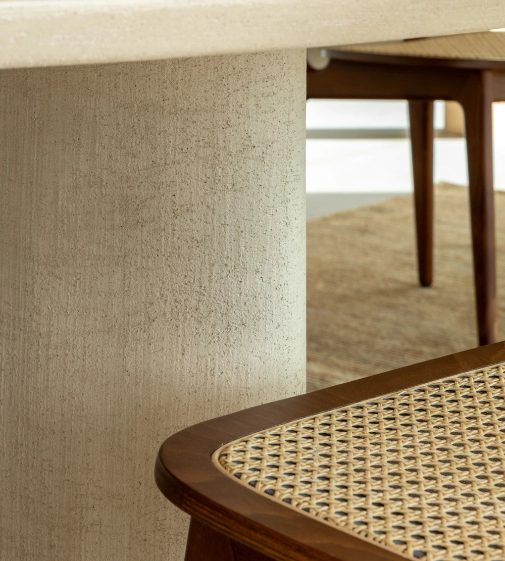 Vincent Sheppard Ari dining table