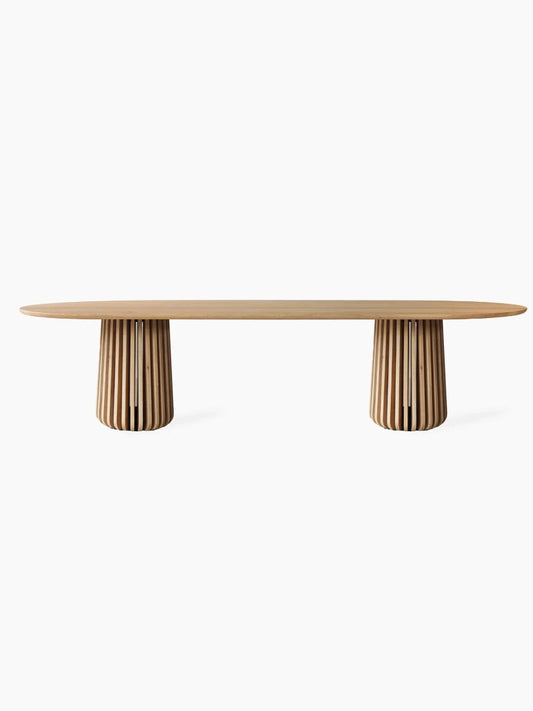 Vincent Sheppard Maru oval dining table