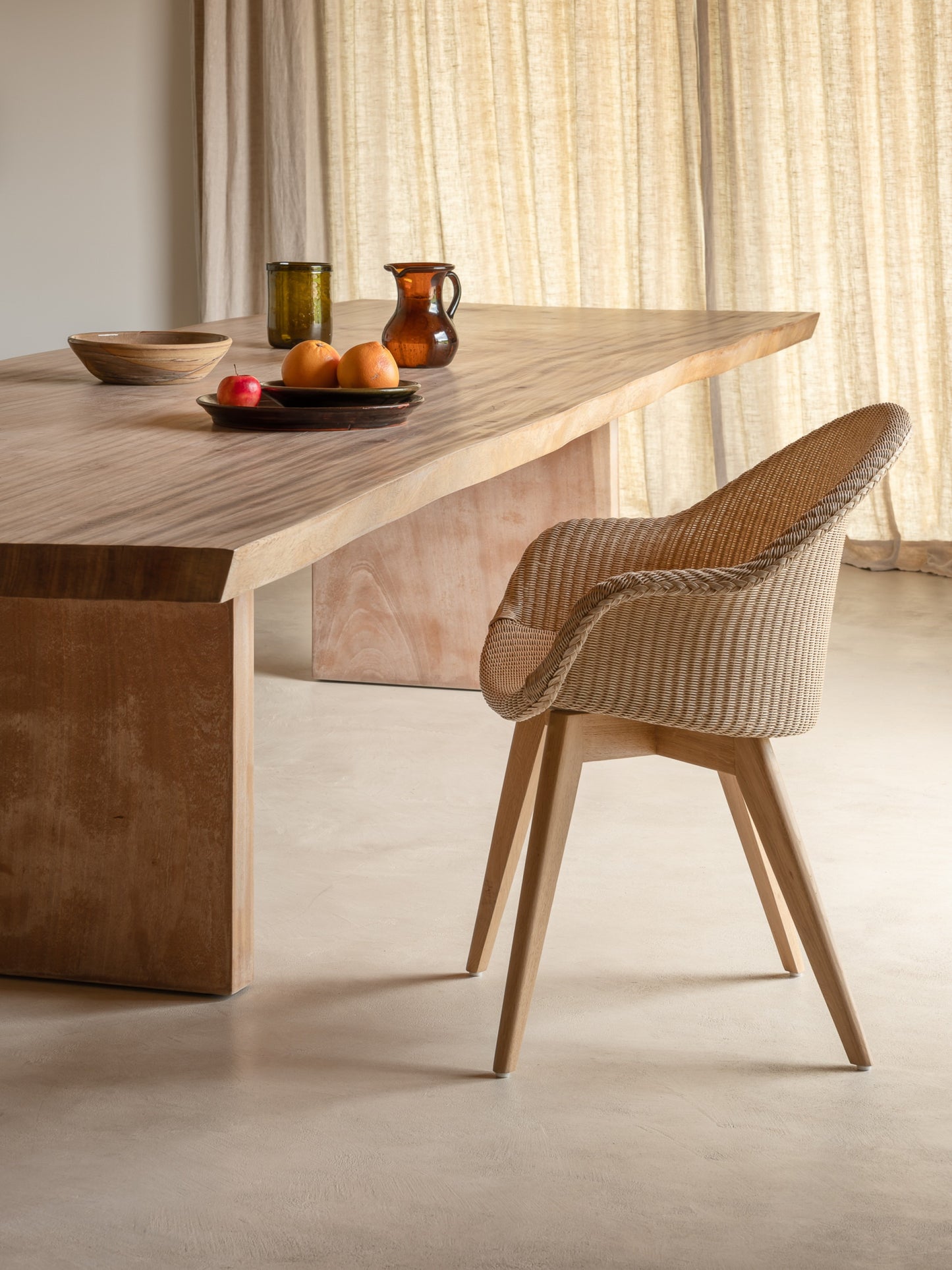 Vincent Sheppard Avril HB dining chair oak base
